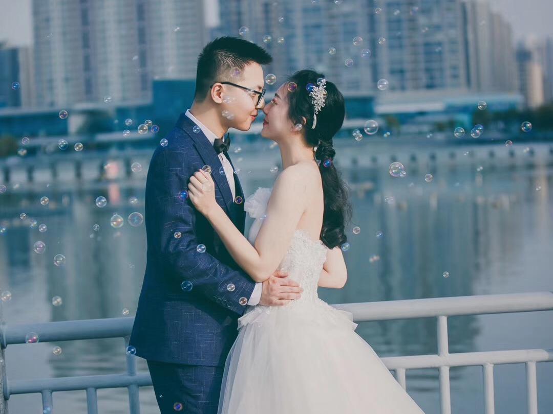 订婚妆，早，晚，化好即走，不跟妆，