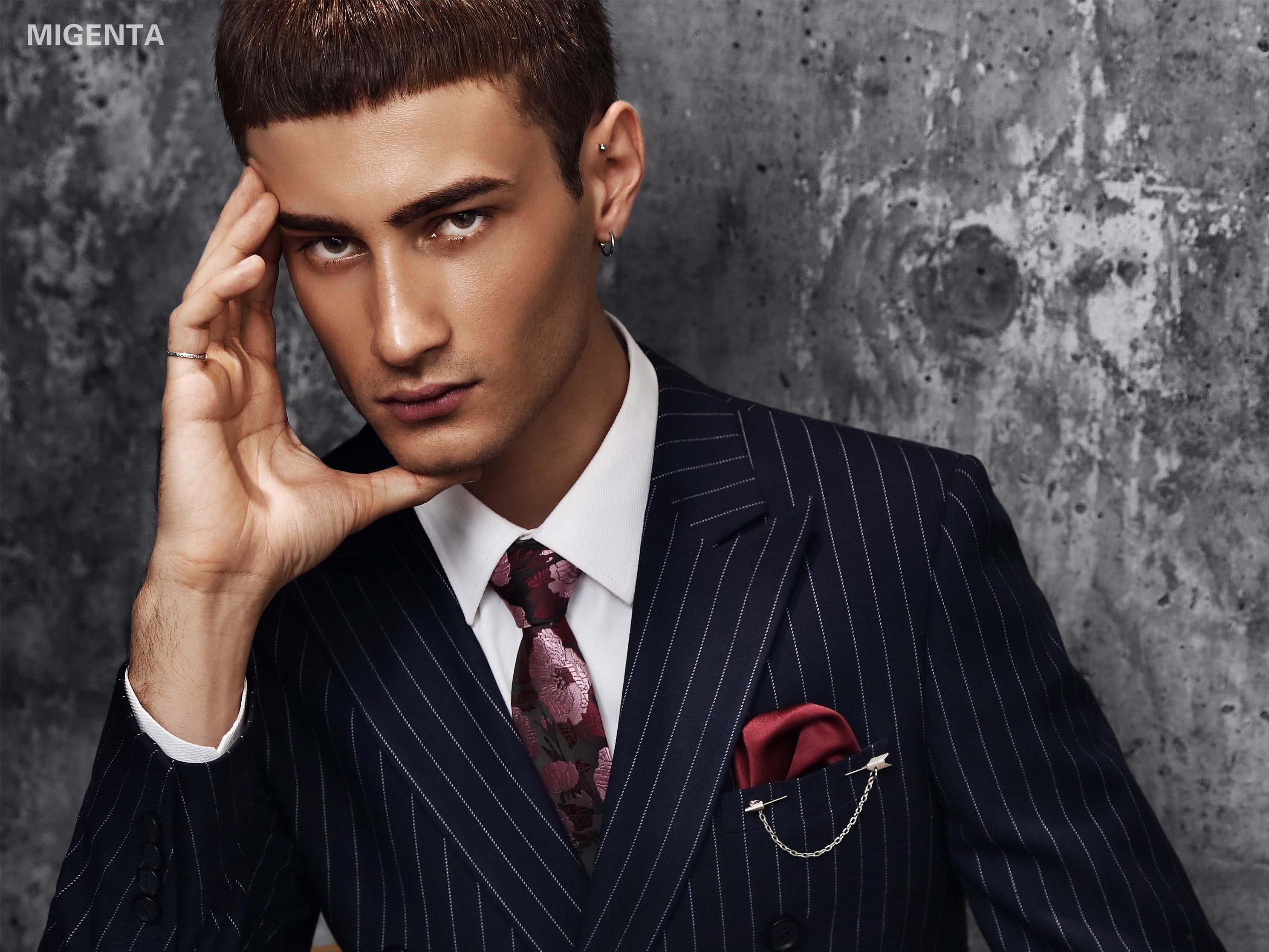 薇拉婚纱定制 高级男士西装定制