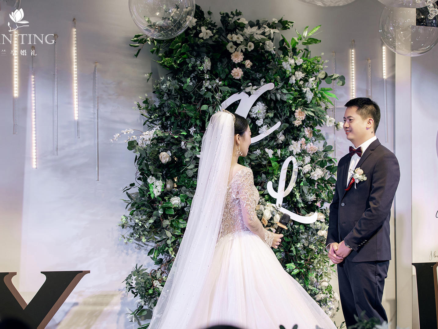 【2021】爆款韩式白绿色婚礼|焦作婚礼