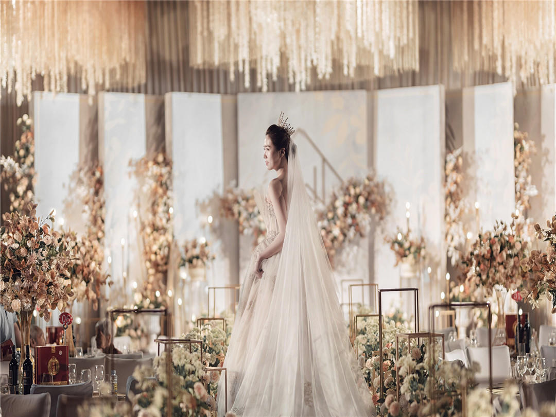 艾尚妳婚礼主题:金碧辉煌