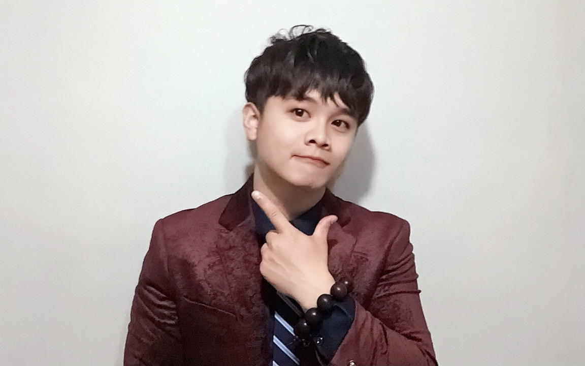 央视主持-文艺清新-策划