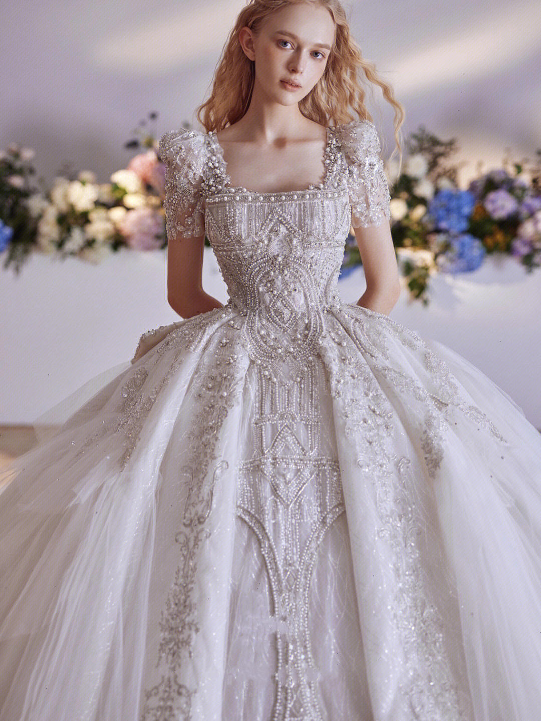 重工大拖尾婚纱