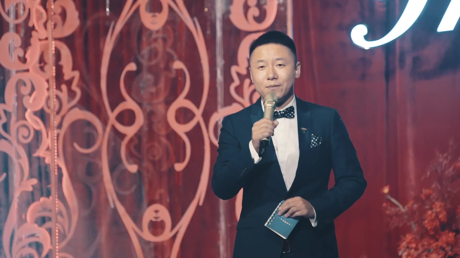 资深主持+流程编彩+定制串词+音乐制作+舞蹈编排