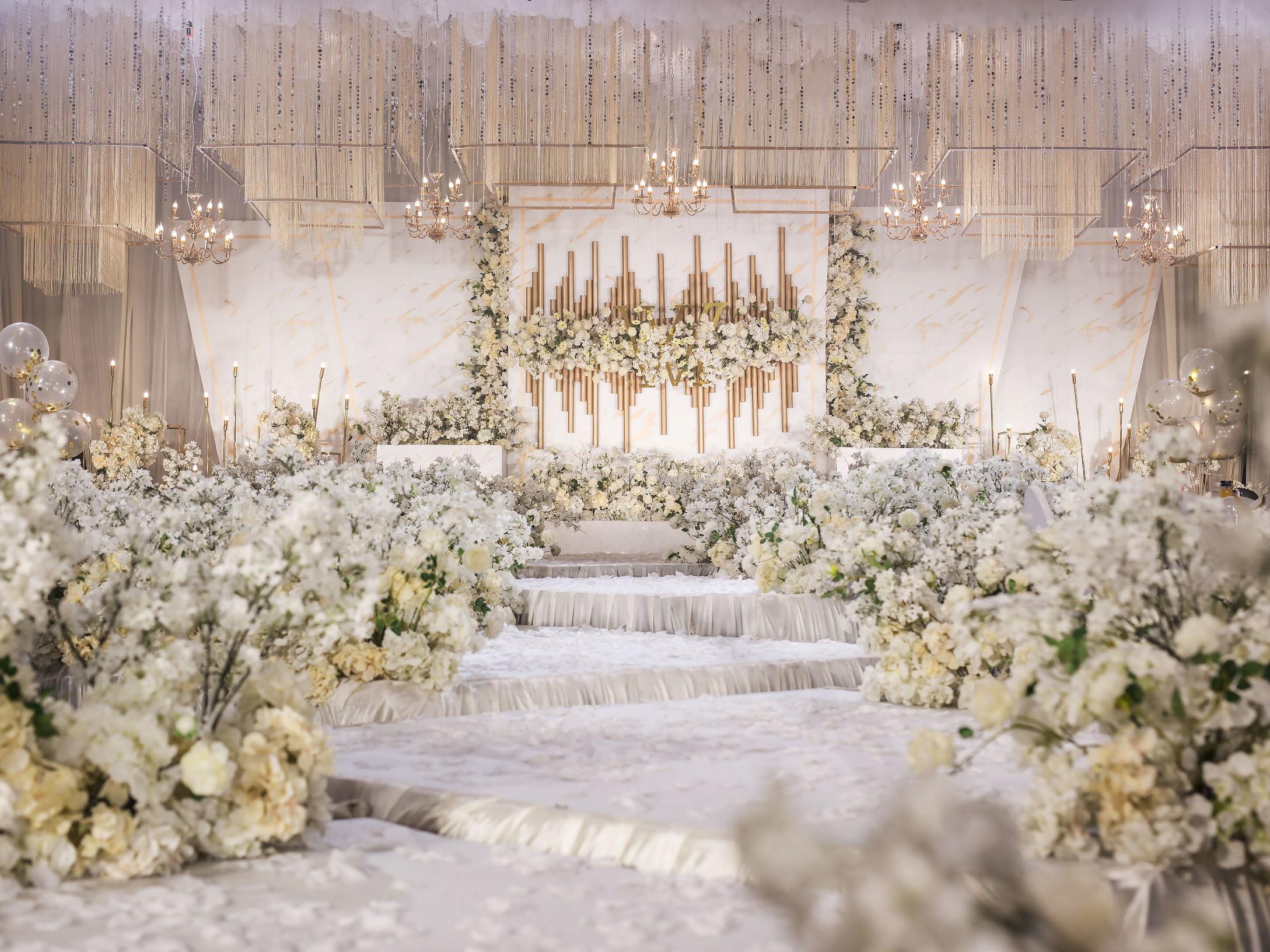 千寻婚礼【雅·容】香槟白梦幻婚礼