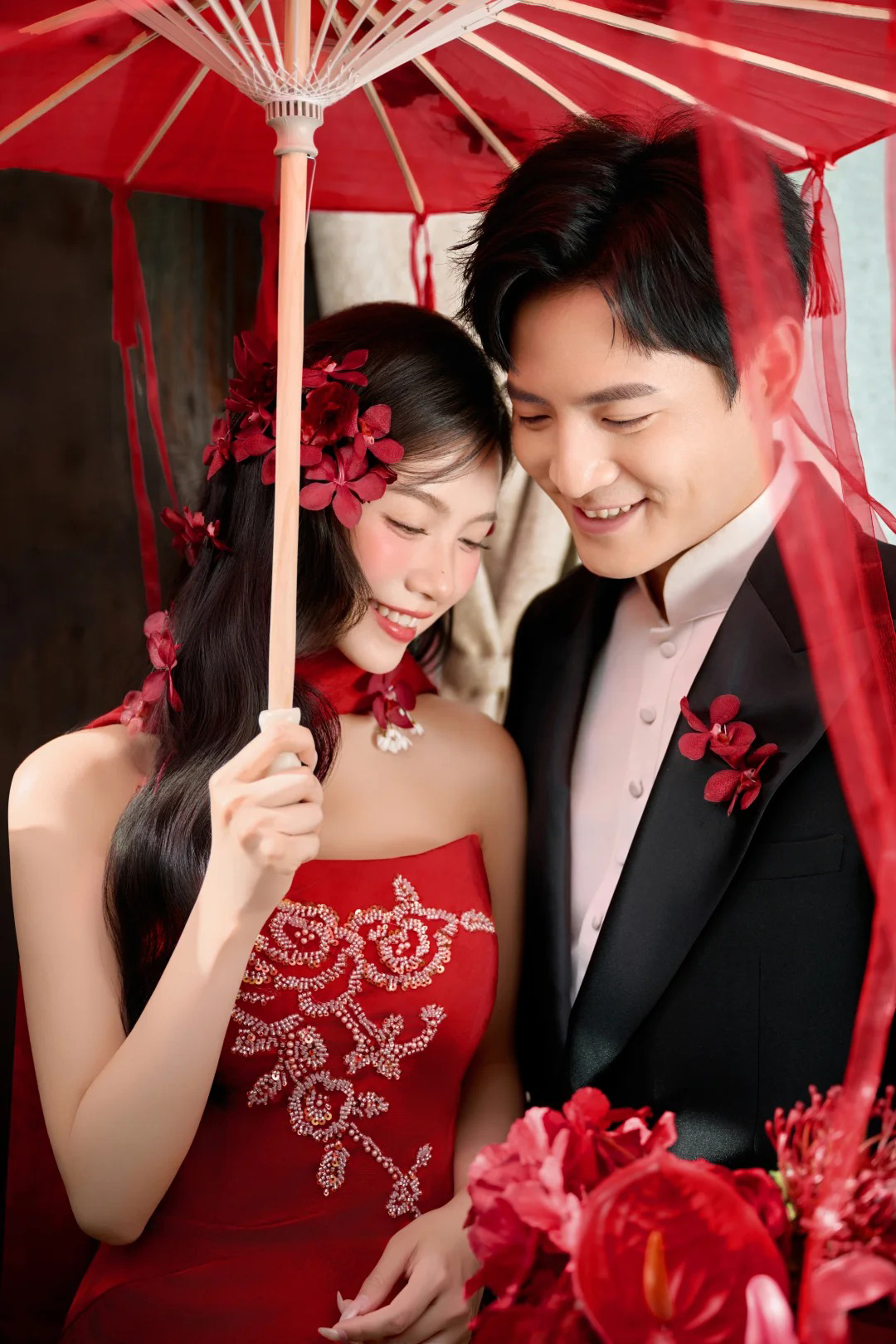 老祖宗的审美yyds！园林红裳✨拍出高级东方欲感