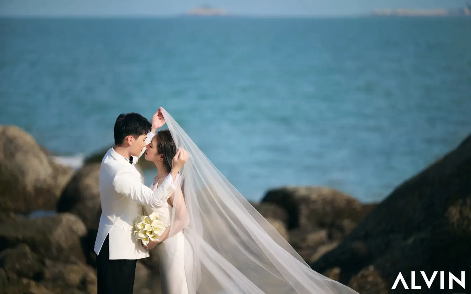 婚紗照沒白拍！發(fā)現(xiàn)了女娛女明星同款出片機位