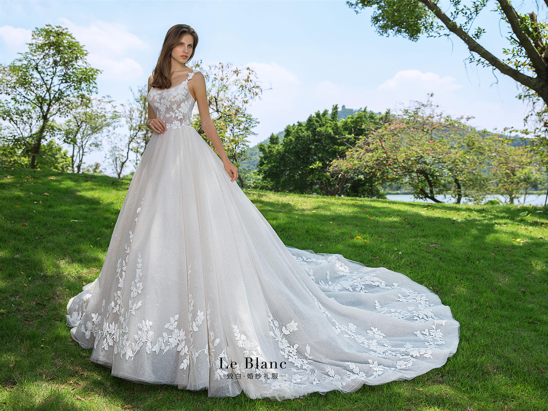 【致白轻奢】奢华大拖尾婚纱 7件套