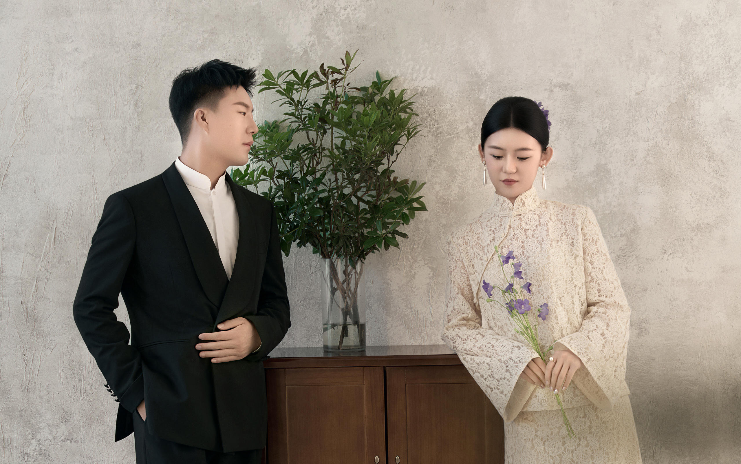 新中式婚紗照~年輕人對婚禮美學(xué)的創(chuàng)新