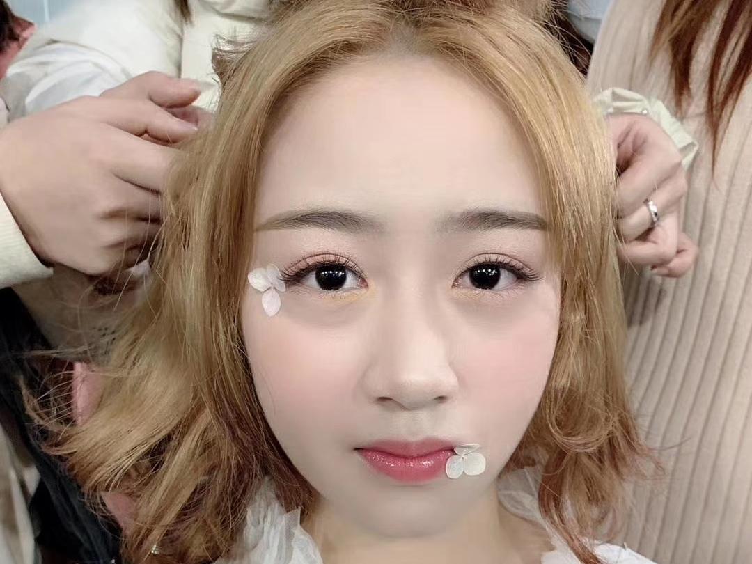 日系小清风资深档化妆师上门服务精致早妆