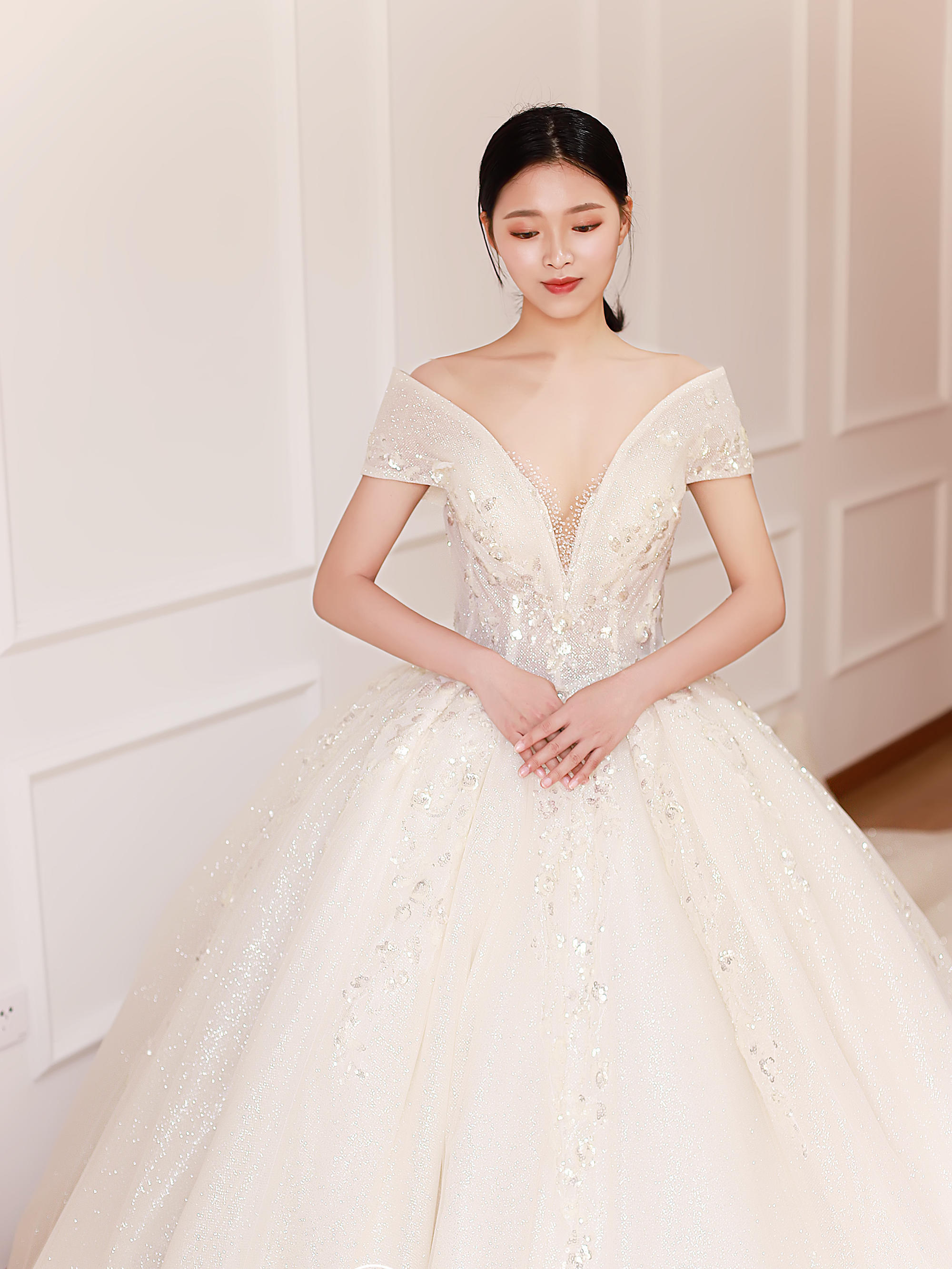 【超值租赁】婚纱礼服4件套结婚套租赁