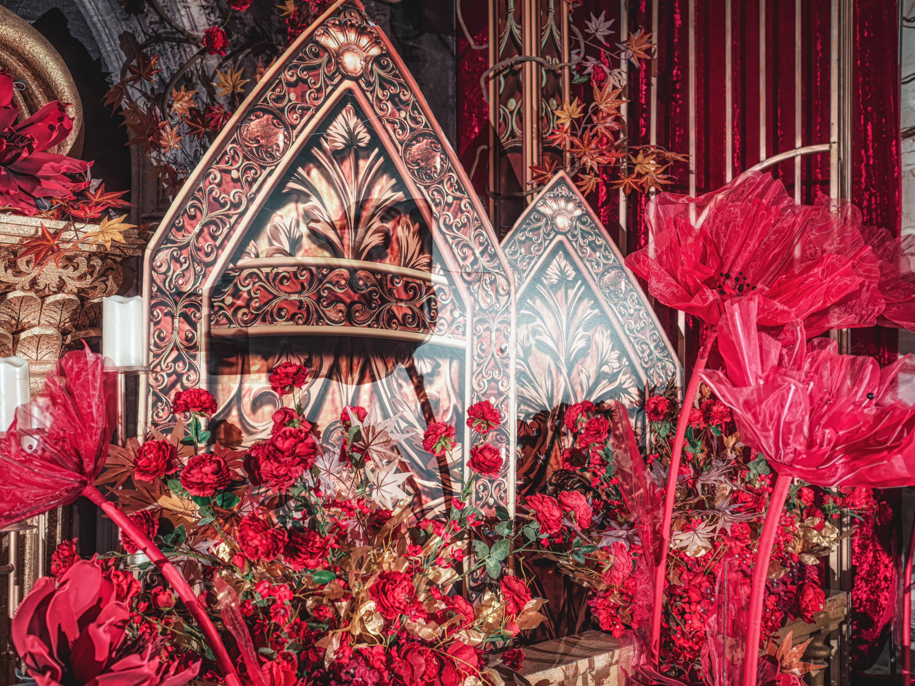 小众轻奢—复古红特惠氛围