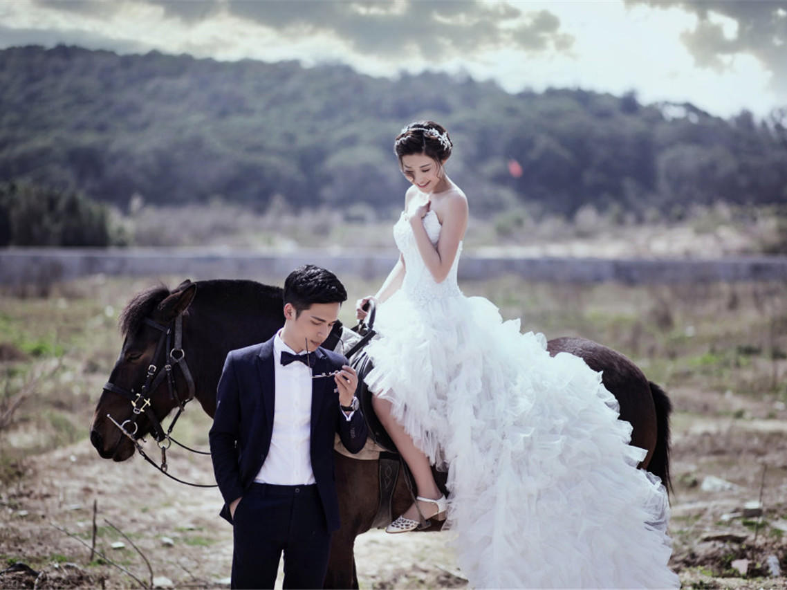 【聚划算】婚礼新郎西服订制5件套套餐