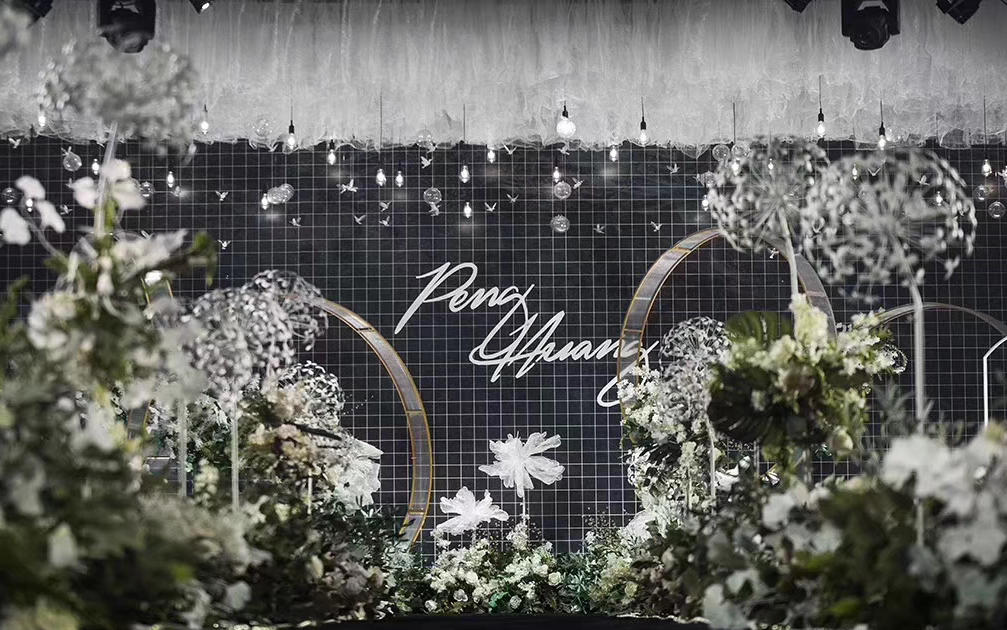 【 遇 见 · 你 】  