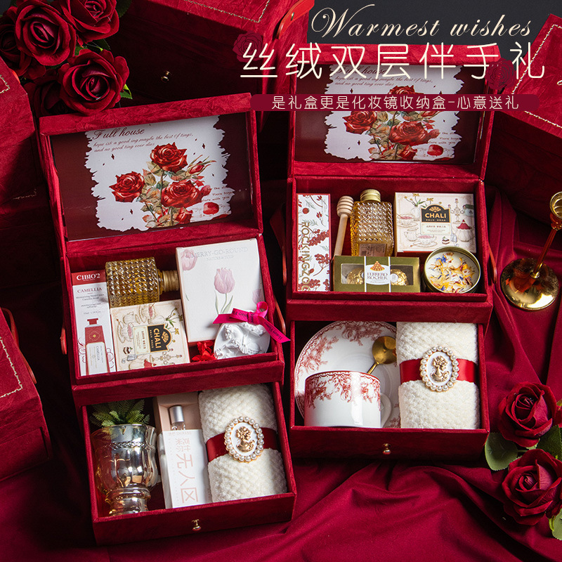 絲絨雙層伴手禮 結(jié)婚化妝鏡送閨蜜小眾實(shí)用姐妹團(tuán)雙層手提禮盒