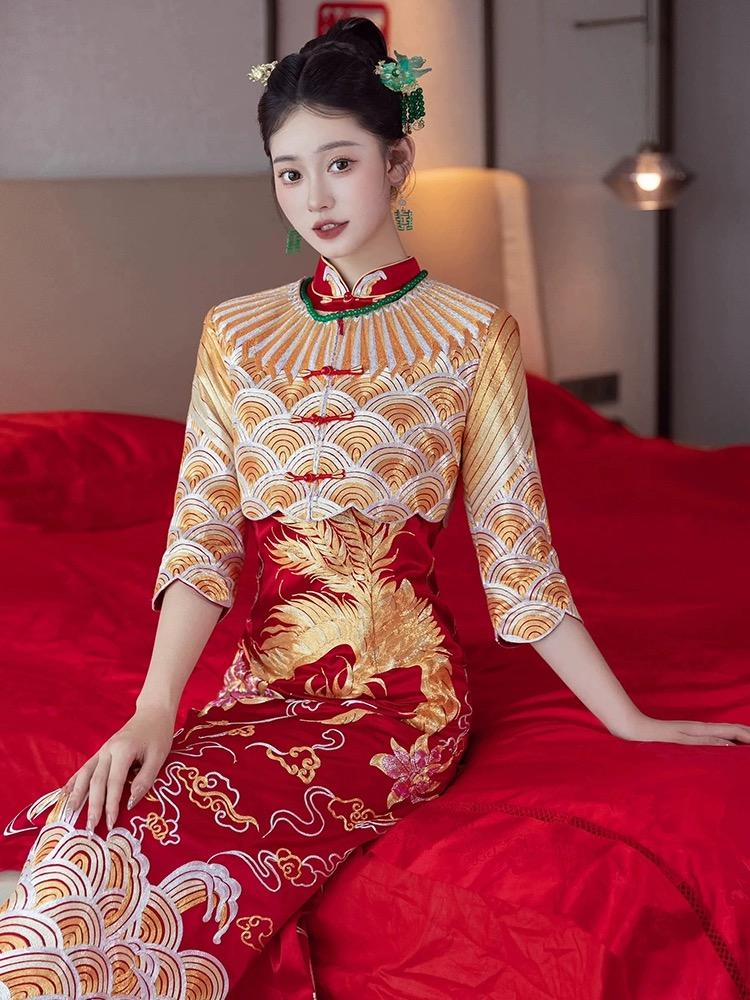 奢华高端·新娘服装三套＋全天跟妆＋伴娘伴郎服装四