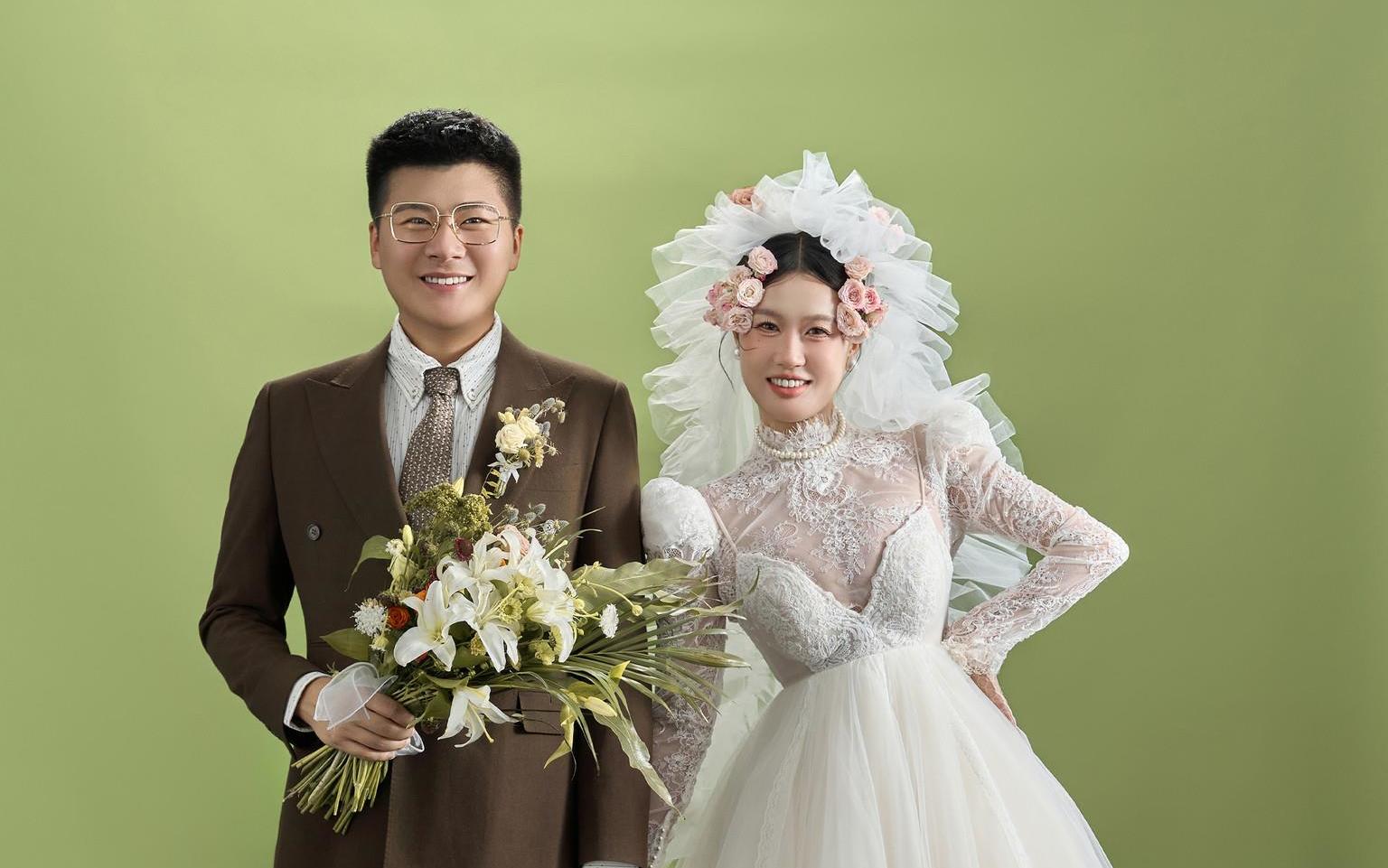拍婚纱照1999-2999-3888-4699