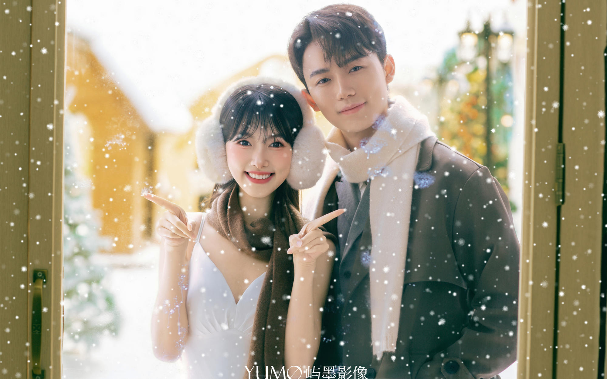 雪落無聲，你笑有光