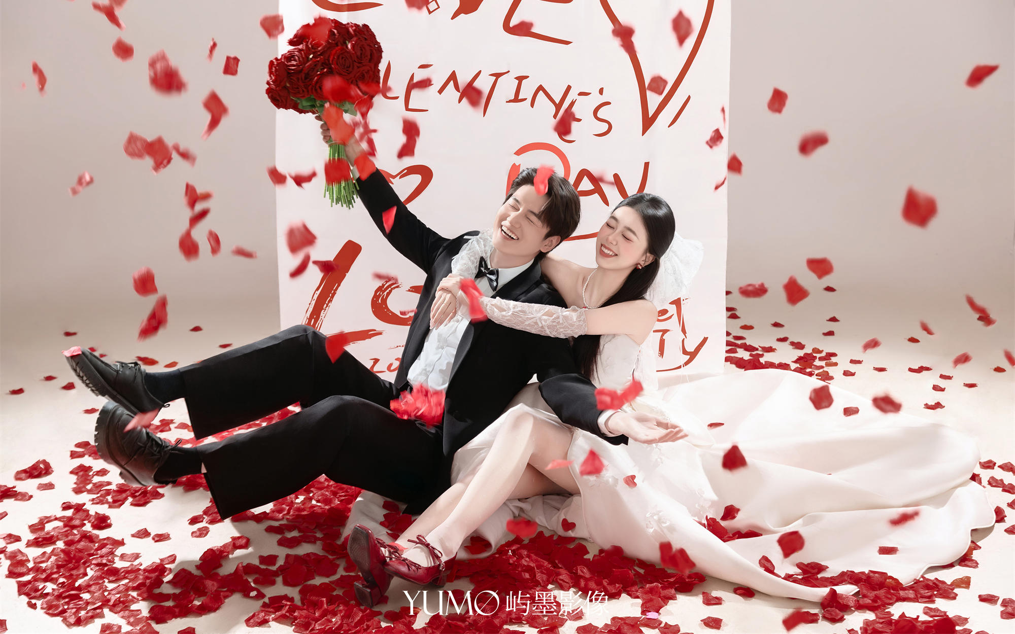 嶼墨影像｜喜嫁婚紗照｜做迎賓海報(bào)絕絕子