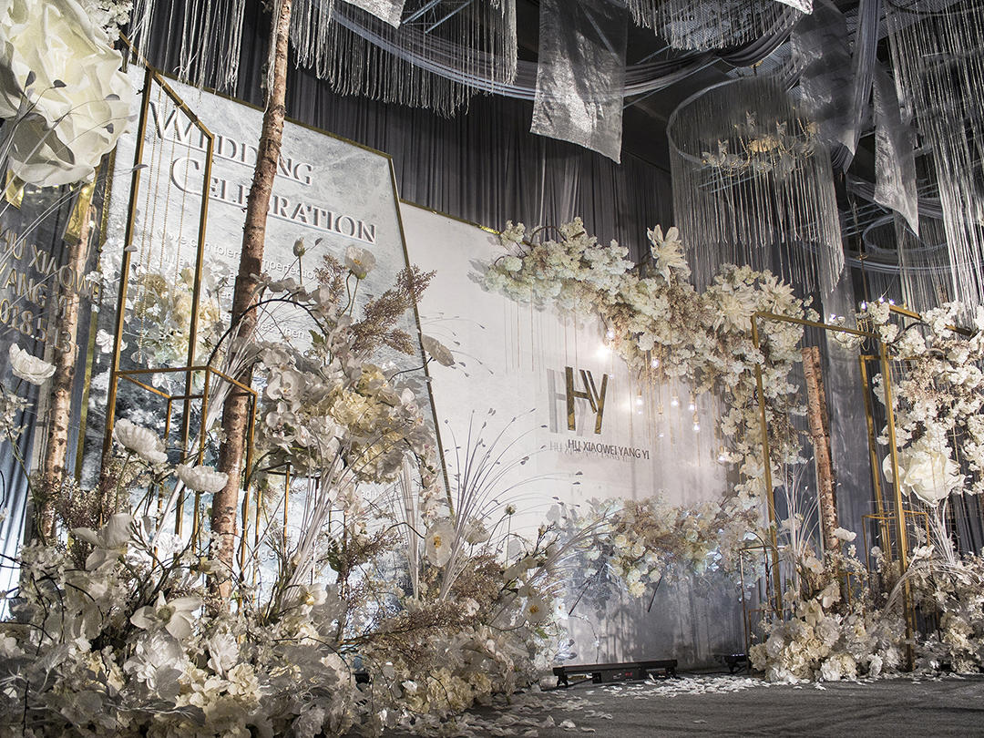 【泰式极简婚礼】轻奢金银色婚礼|玖忆婚礼|