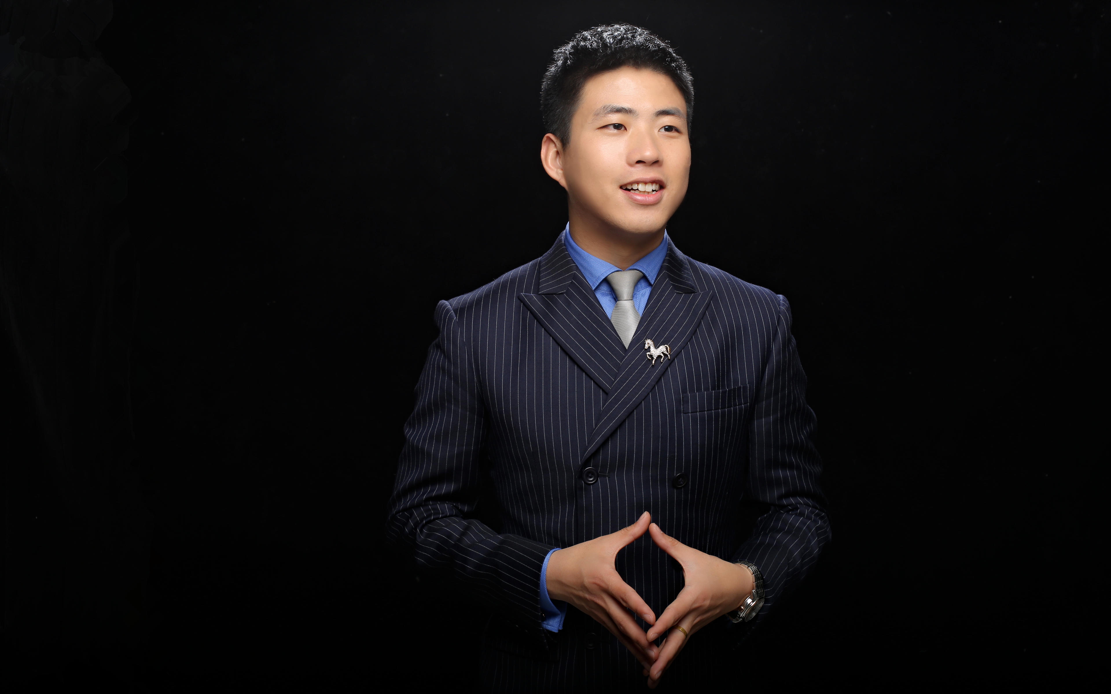 ELEVEN_笑笑 （分享式主持人