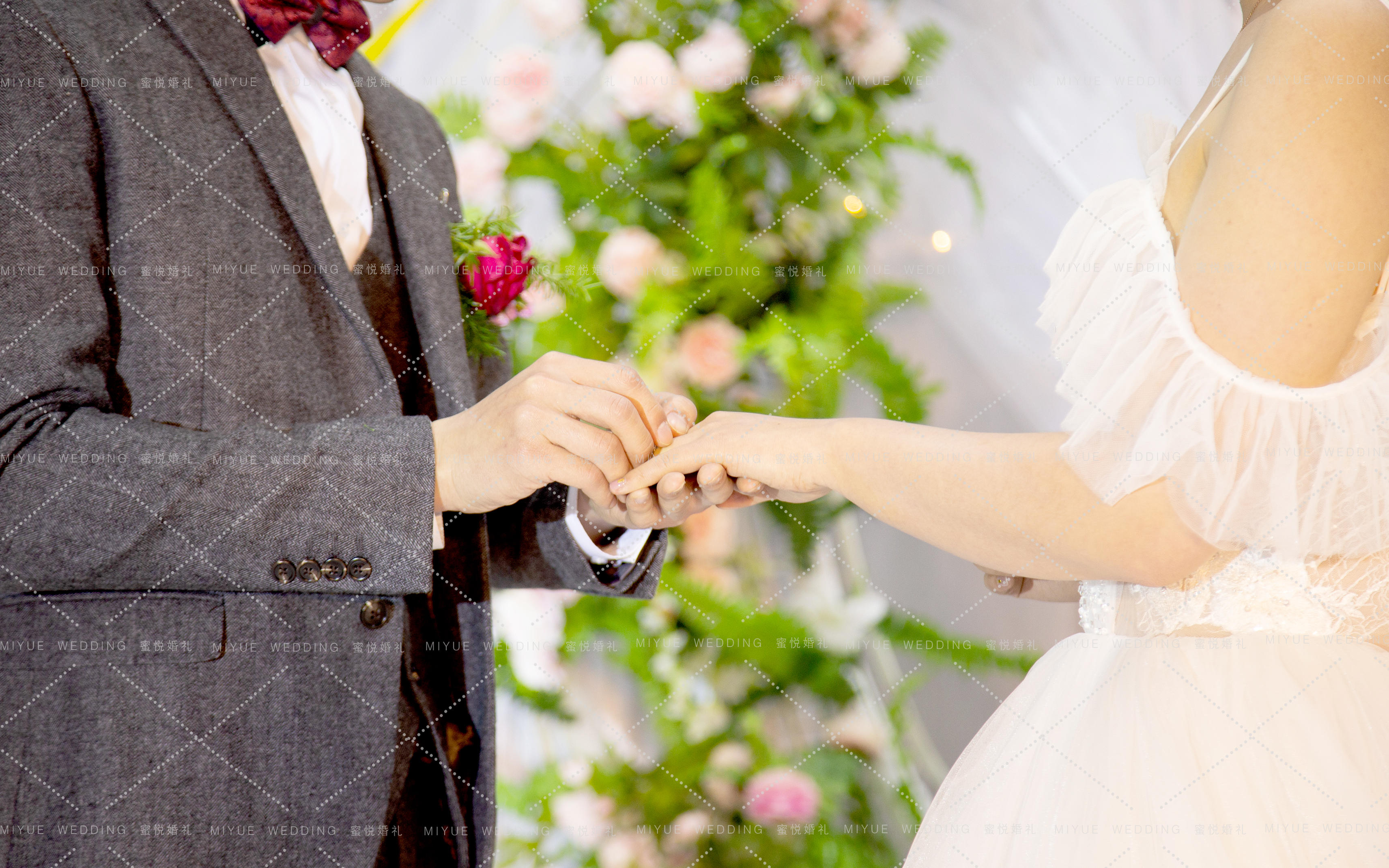 【蜜悦婚礼】小清新森系纱幔婚礼