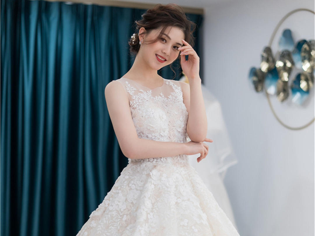 【超值租赁】尊贵婚纱礼服租赁套餐B