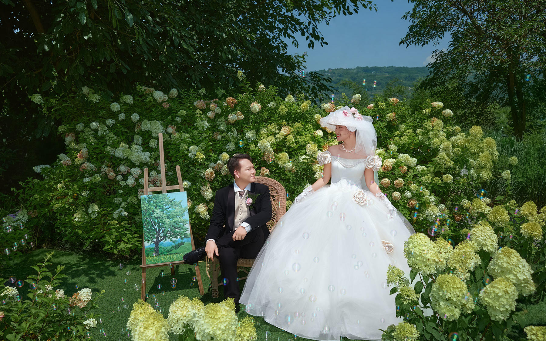 法式森系婚纱照～窗边花漾里的温柔亲昵