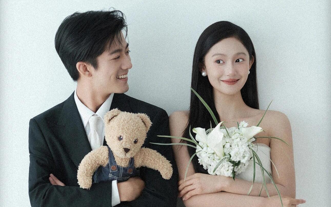 糟糕心动啦❗️这就是我理想中的极简风婚纱照