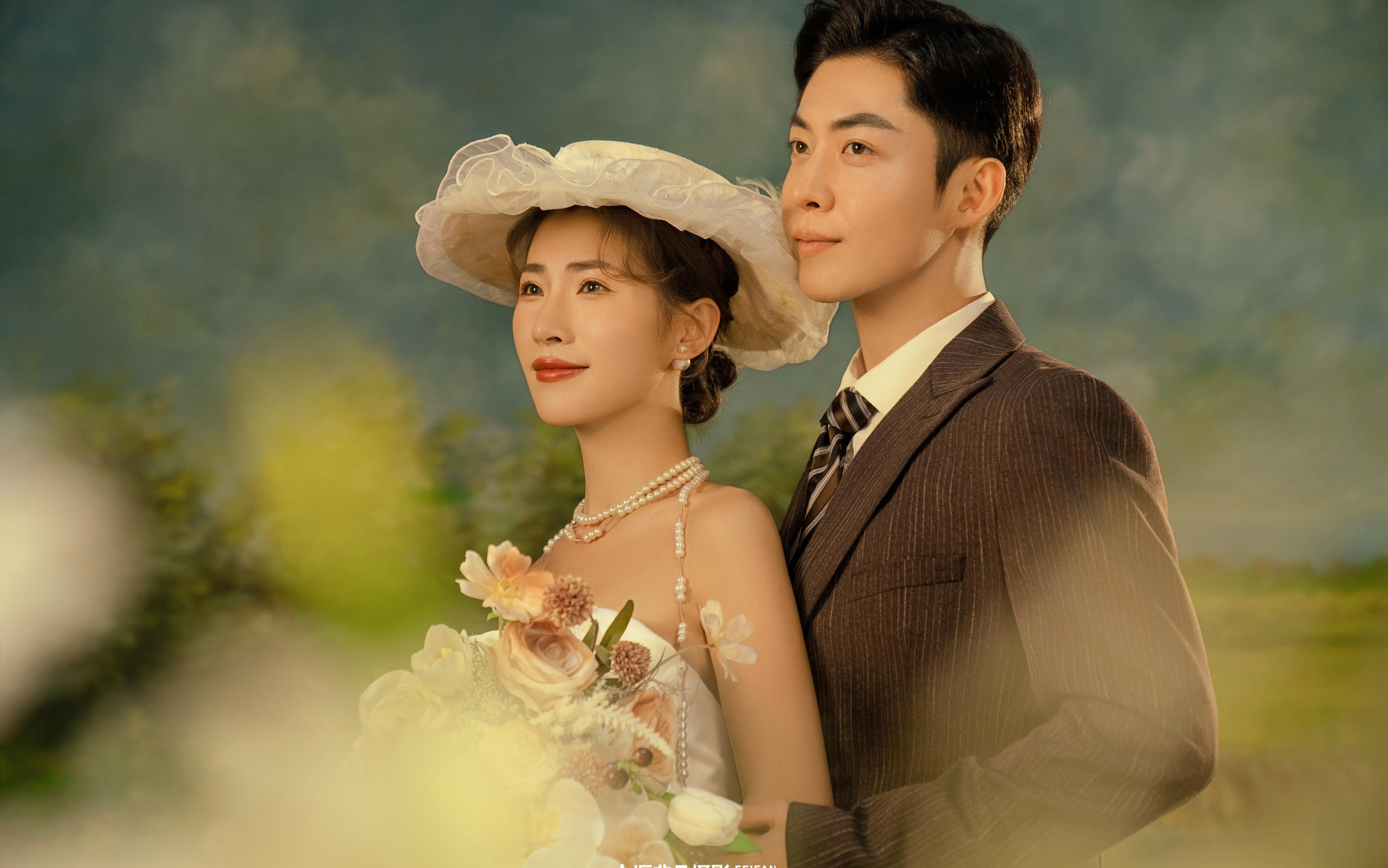 油畫室內(nèi)婚紗照 ~