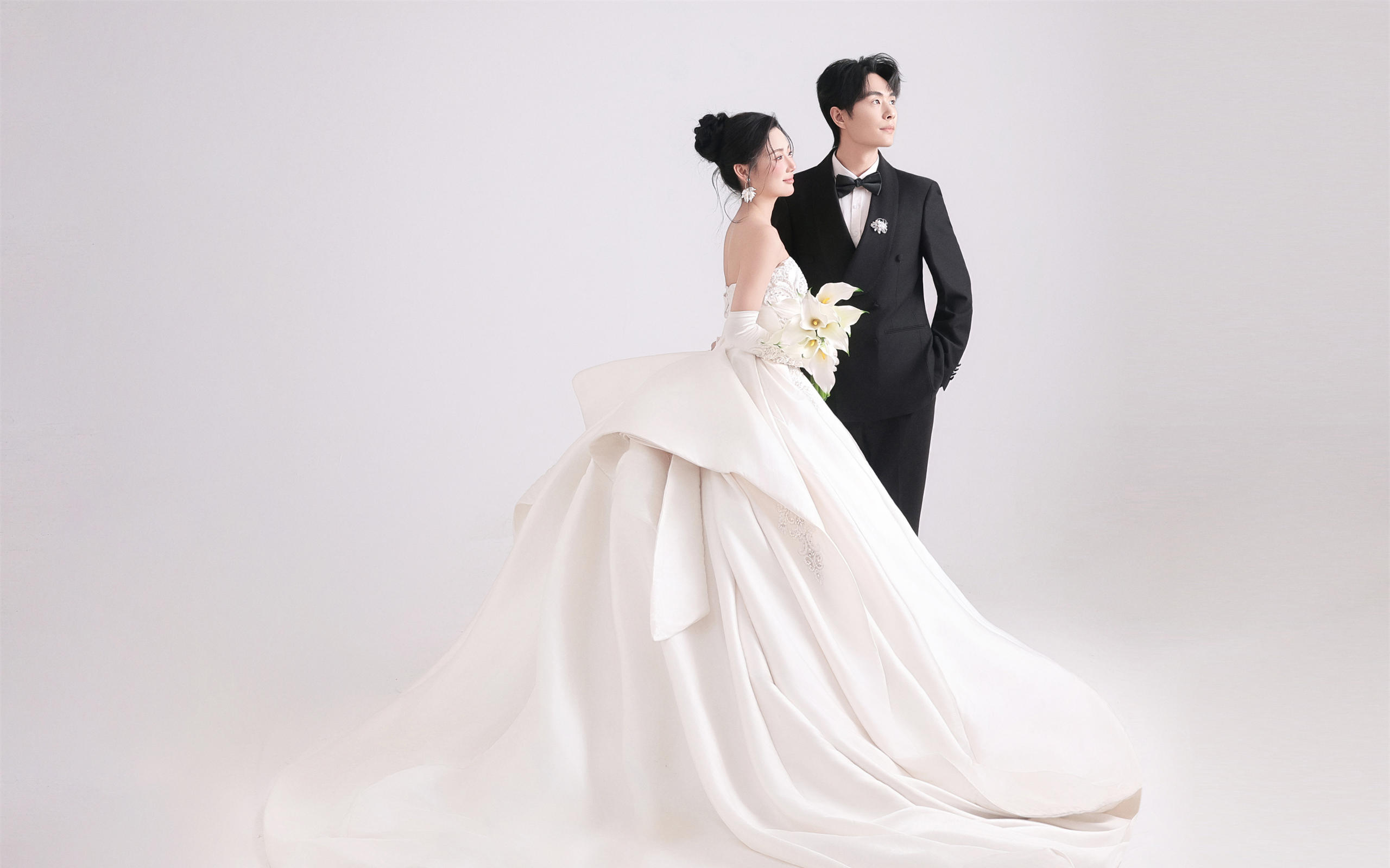 【查詢??報價】拍同款?? 新人??陳先生鮑女士