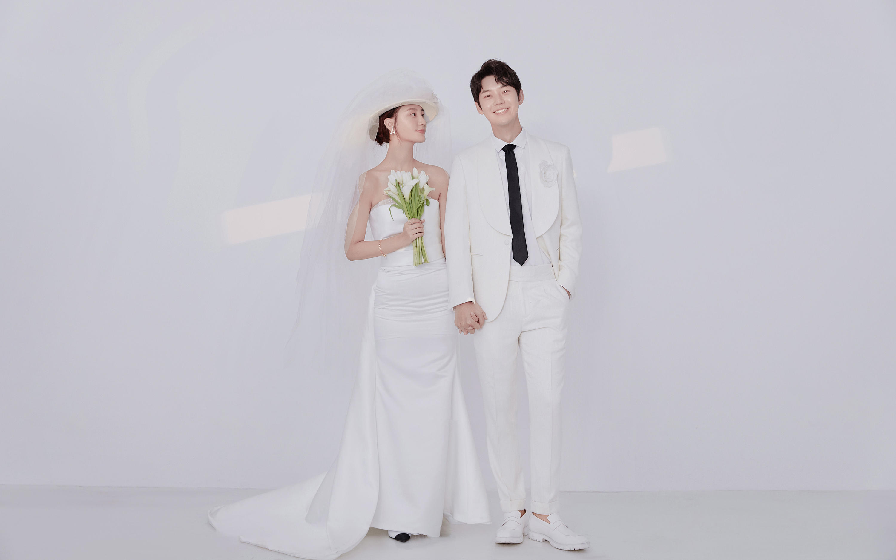 极简婚纱照包美的