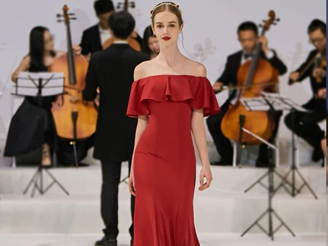 团购特价 妆发+礼服 舞台主持·演出·比赛·领奖