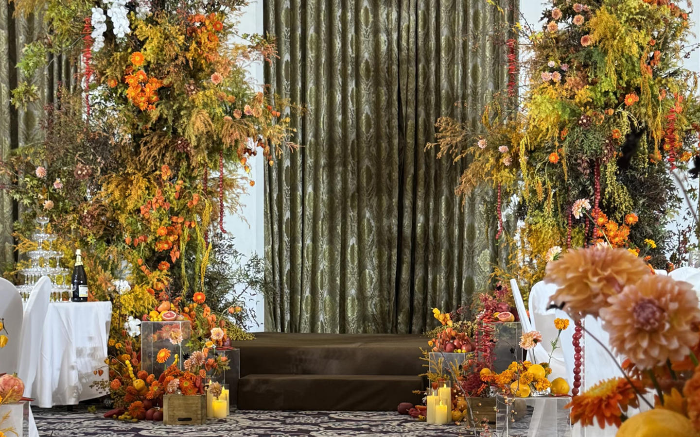 老建筑婚礼布置