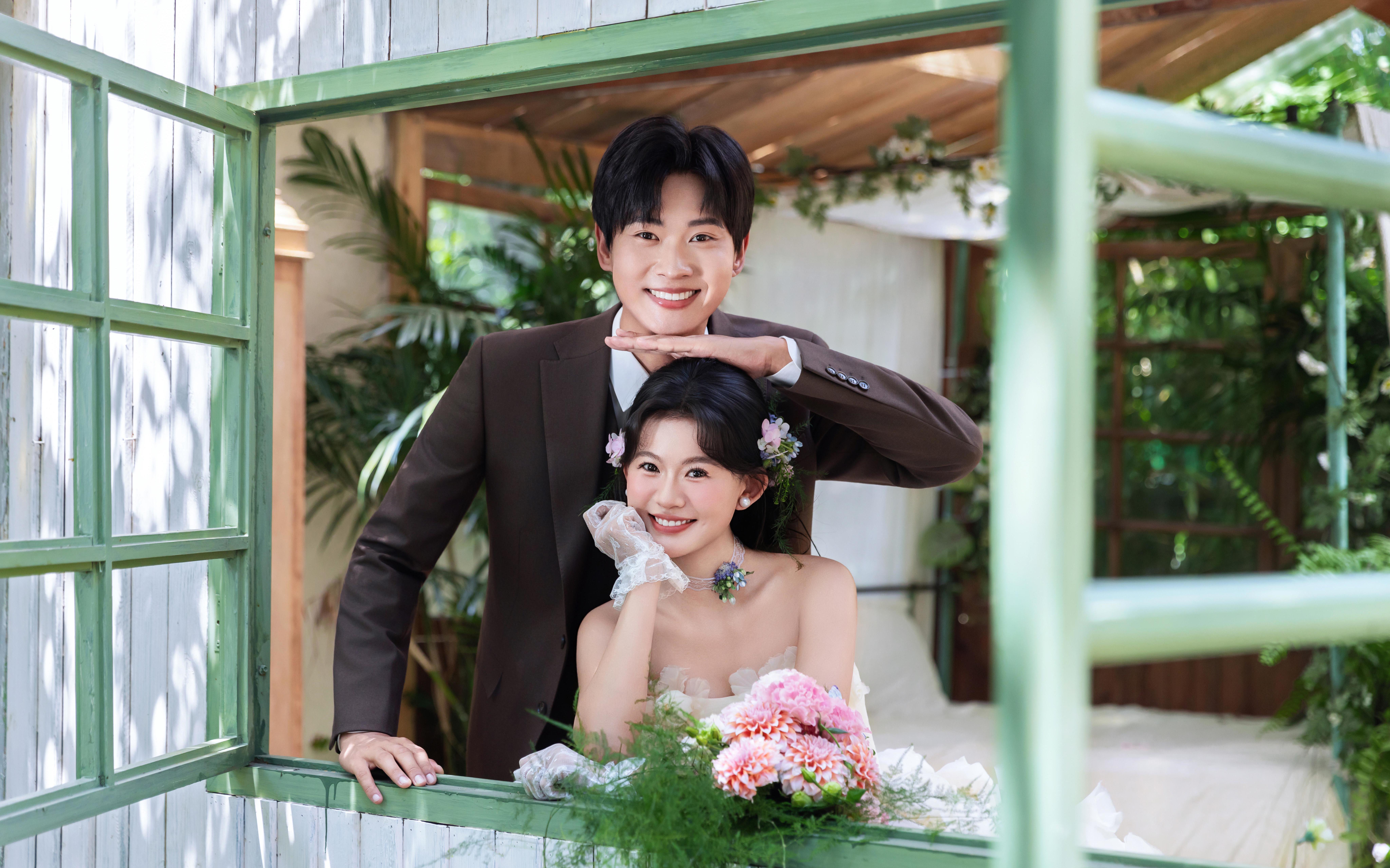 【花園婚拍，甜笑浸滿花意】