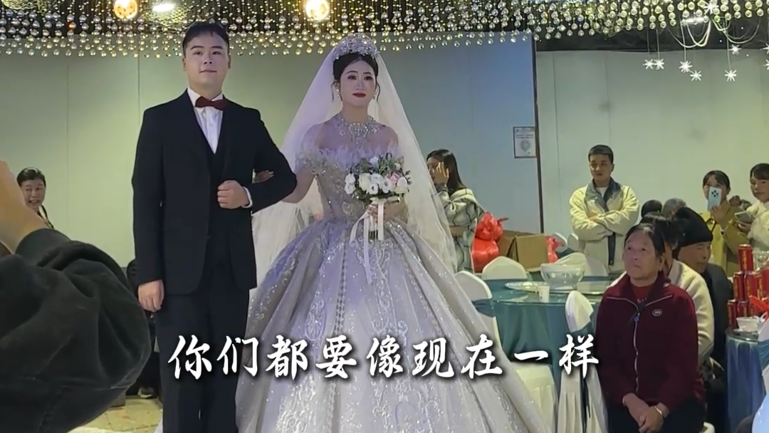 新人共同入場(chǎng)