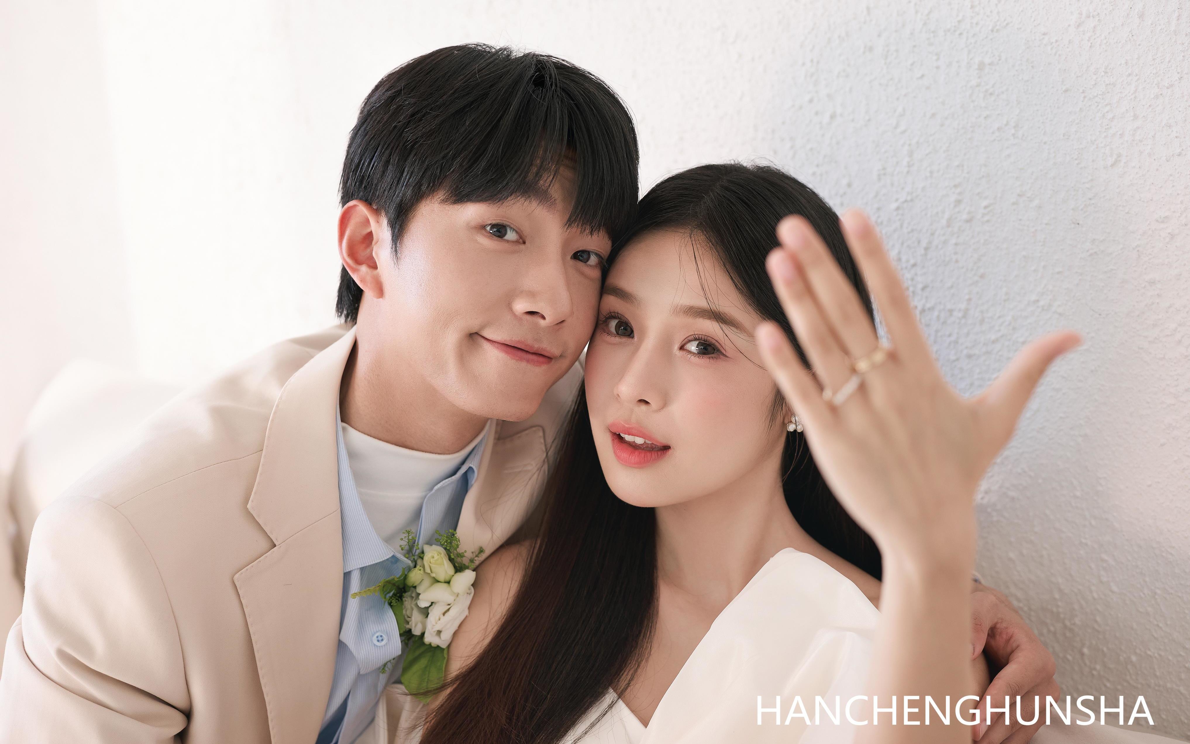 超甜的韩式极简婚纱照 一眼心动