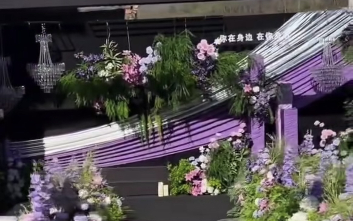 妹妹說(shuō)紫色婚禮太有韻味啦