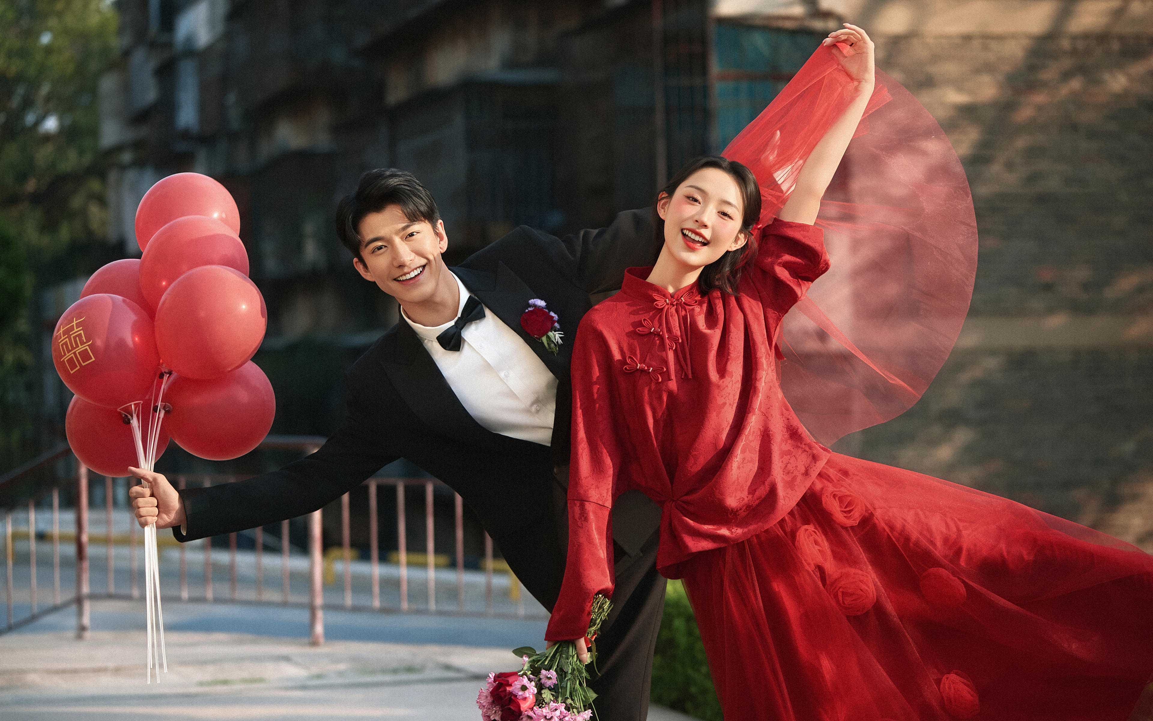 中国女孩的东方红婚纱照❤️喜嫁婚纱照