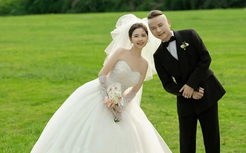 治愈的草坪婚纱照～坠入森系的心动陷阱