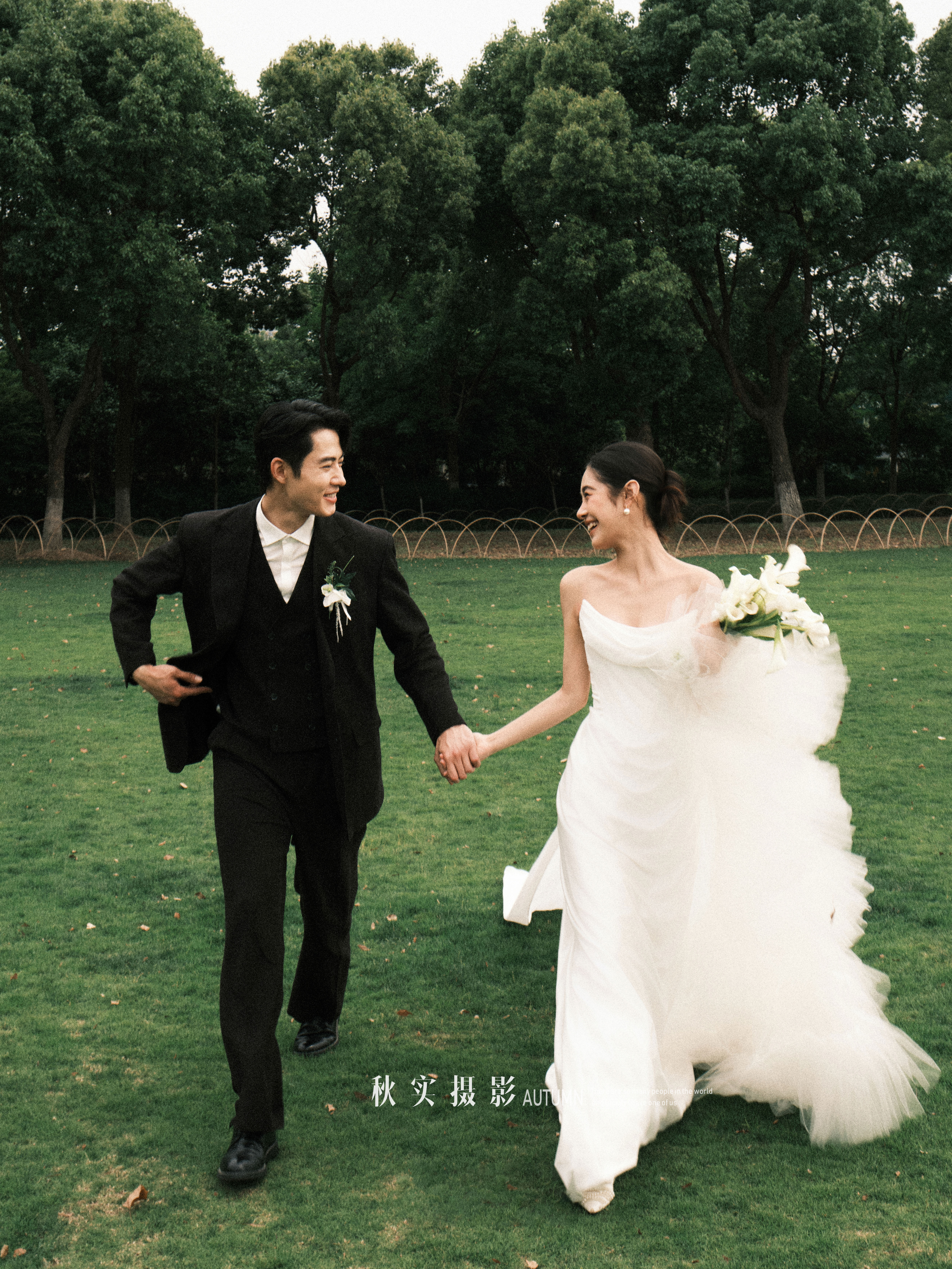 婚紗照終于不用壓箱底啦，6服7次造型任你選