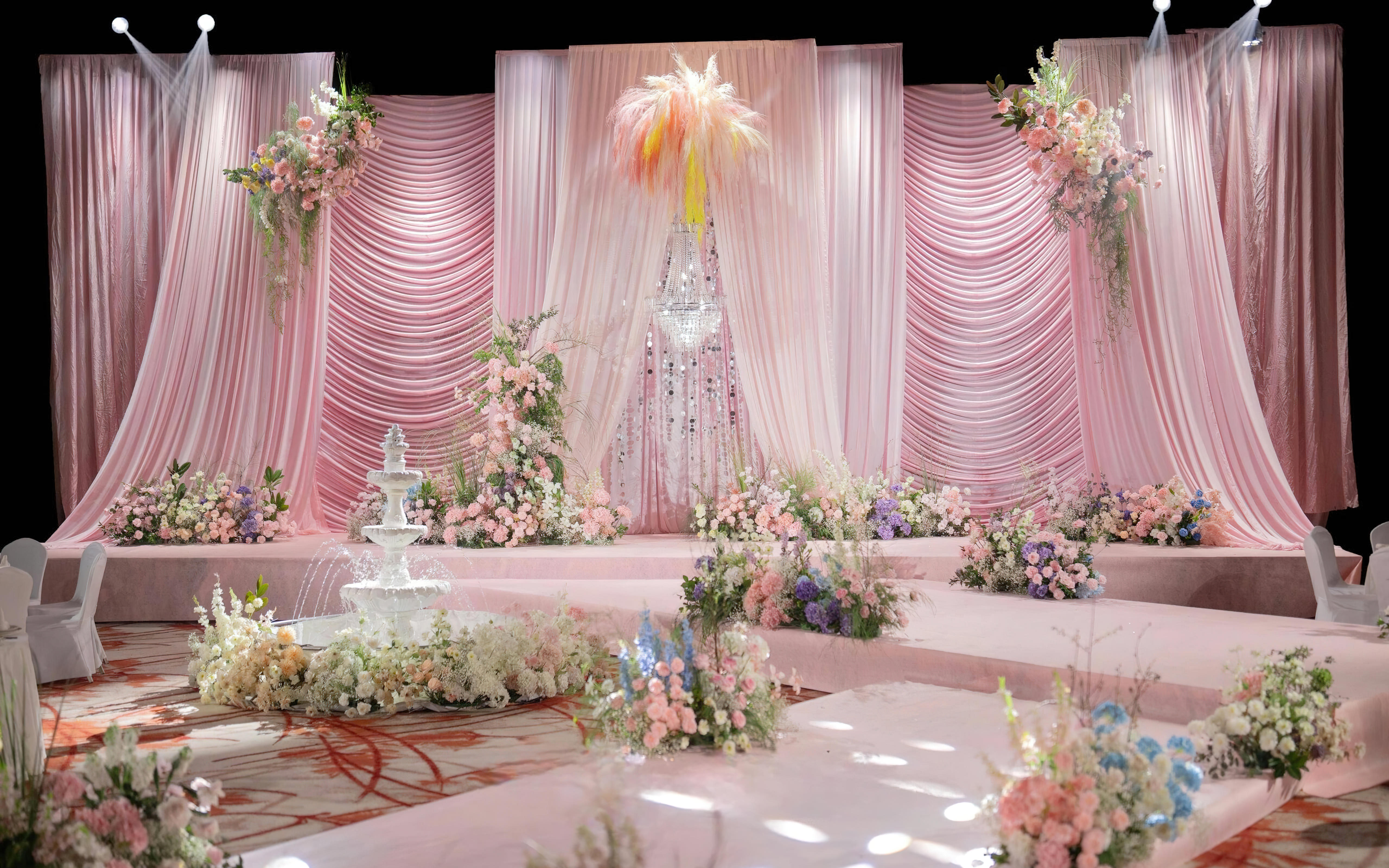 誰懂啊！這場韓式粉色婚禮美到我失語 