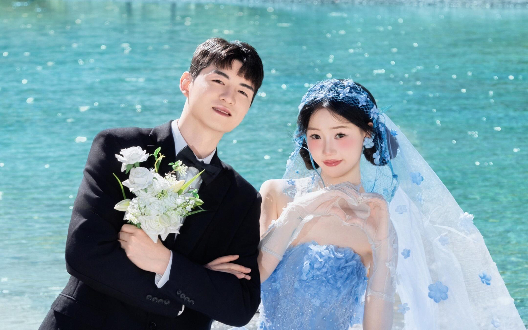 此刻，来年，往后，都幸福