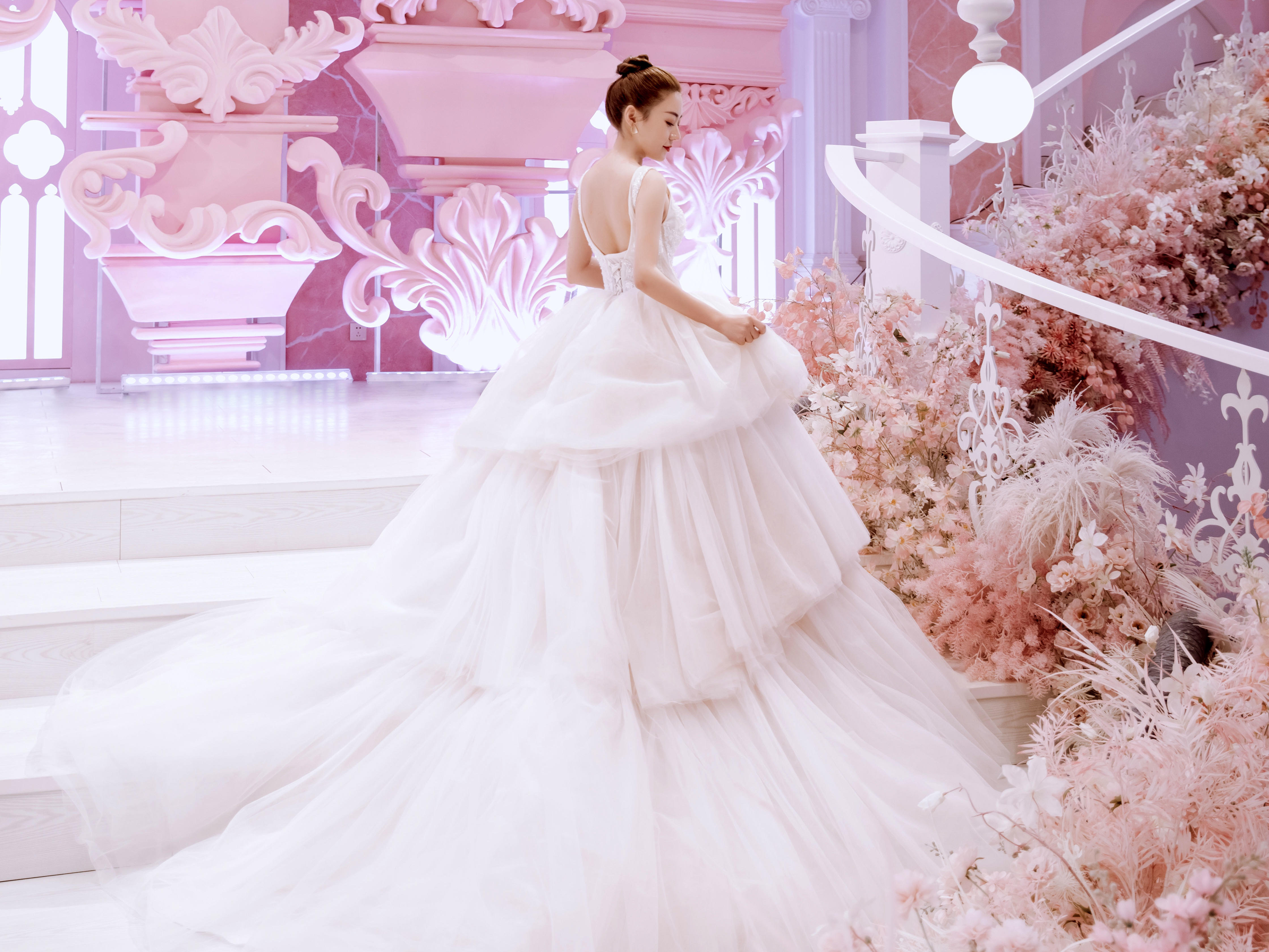 首席化妆师全程跟妆 哈尔滨婚礼化妆师 