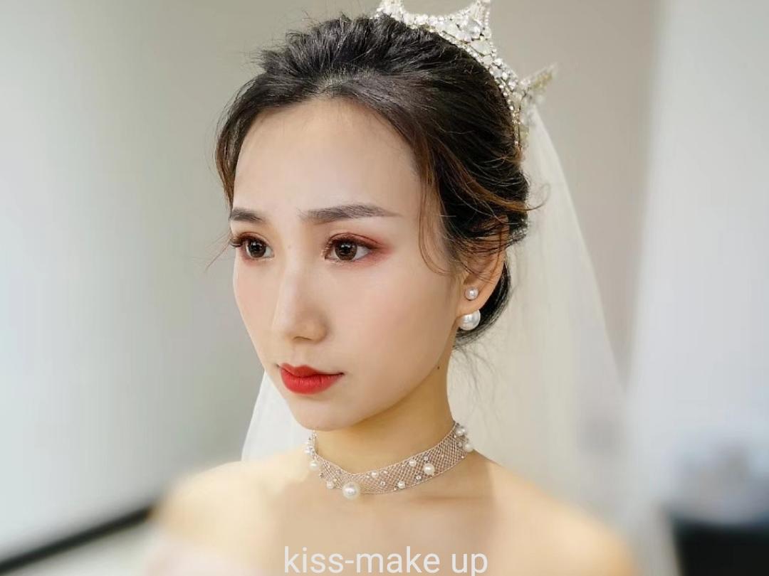 森系唯美简约首席档化妆师半天跟妆