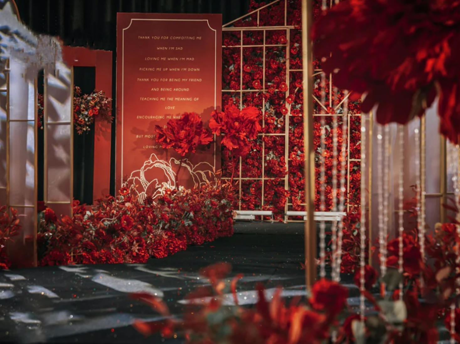 万元内婚礼/9990元含四大人员/多款式颜色选择