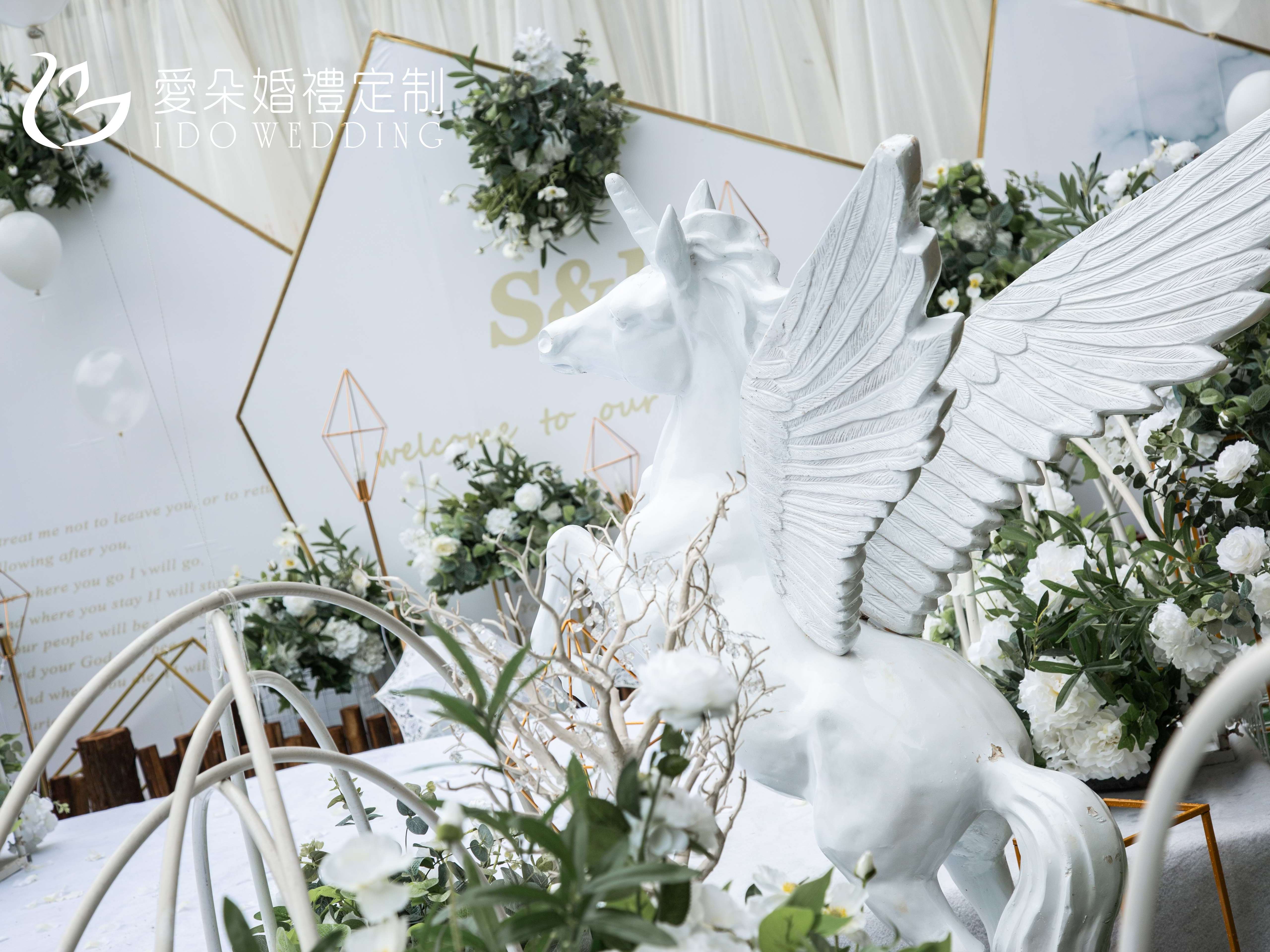 【爱朵高端婚礼定制】清新的户外——森系婚礼