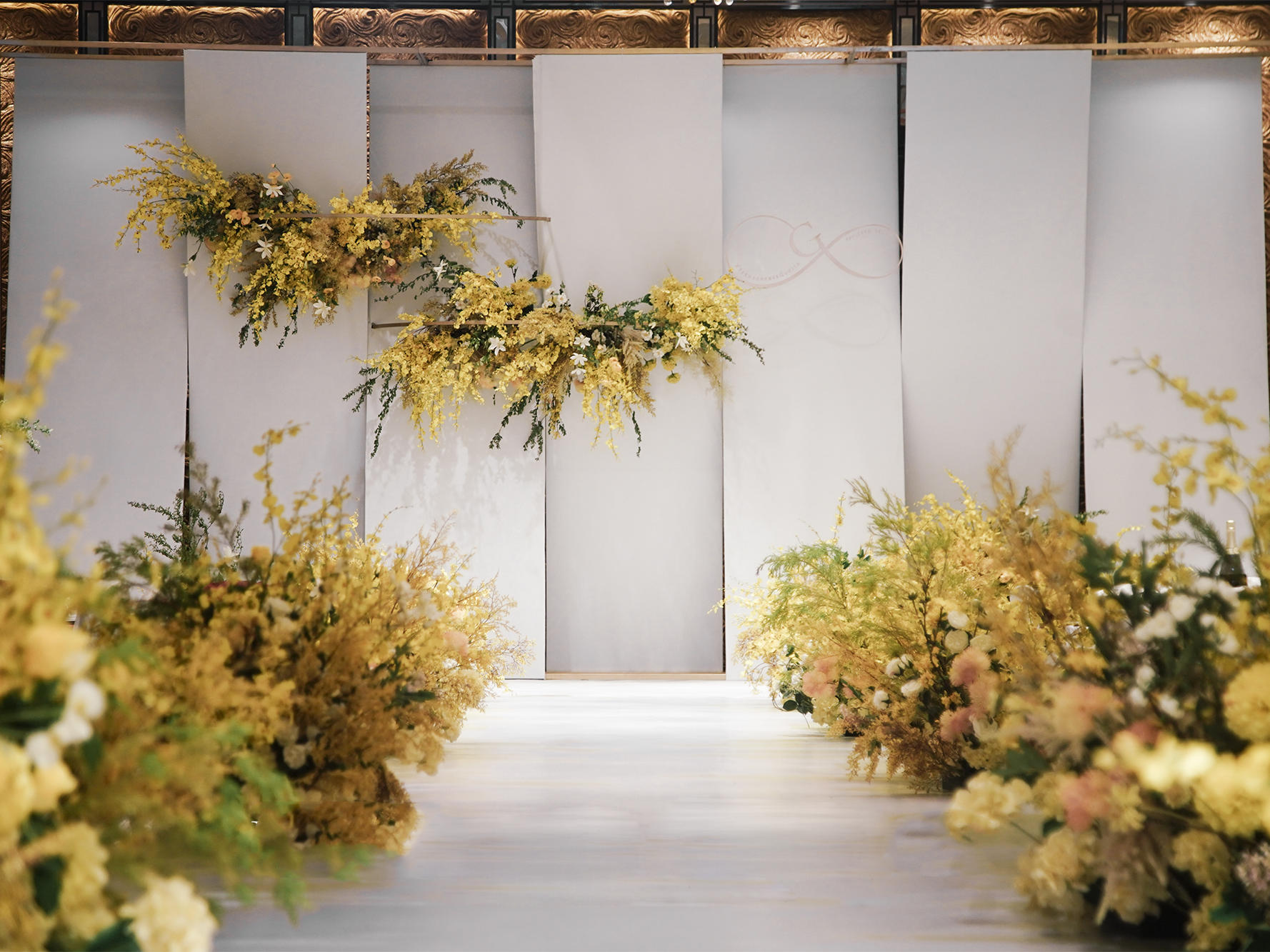 《筑梦》香槟白黄色系婚礼，厦门唯美简约设计感婚礼