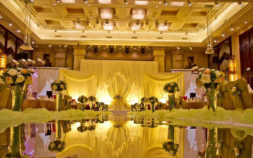 酒店喜庆暗场时尚浪漫婚典