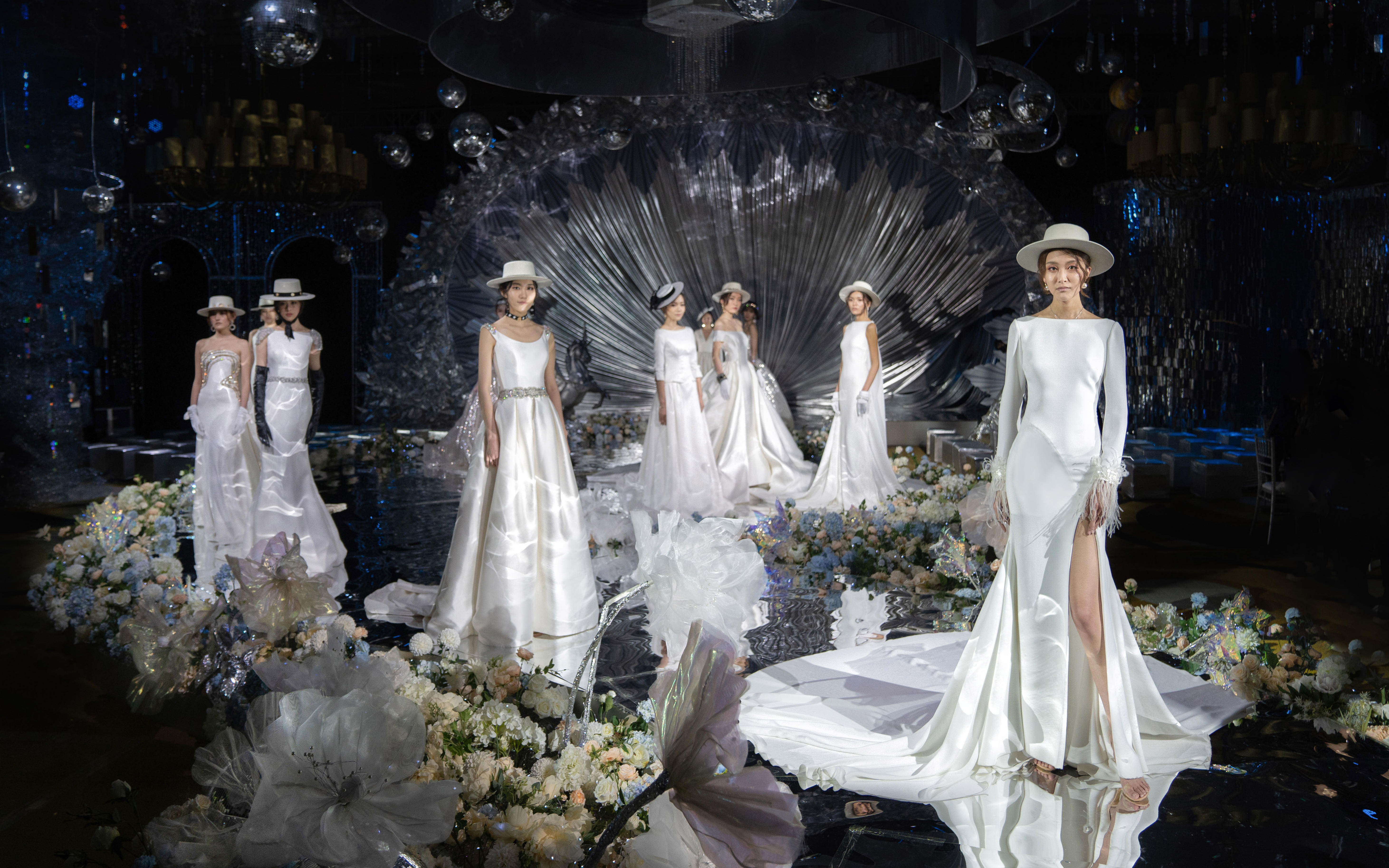 独家视角看走秀大片，气场全开