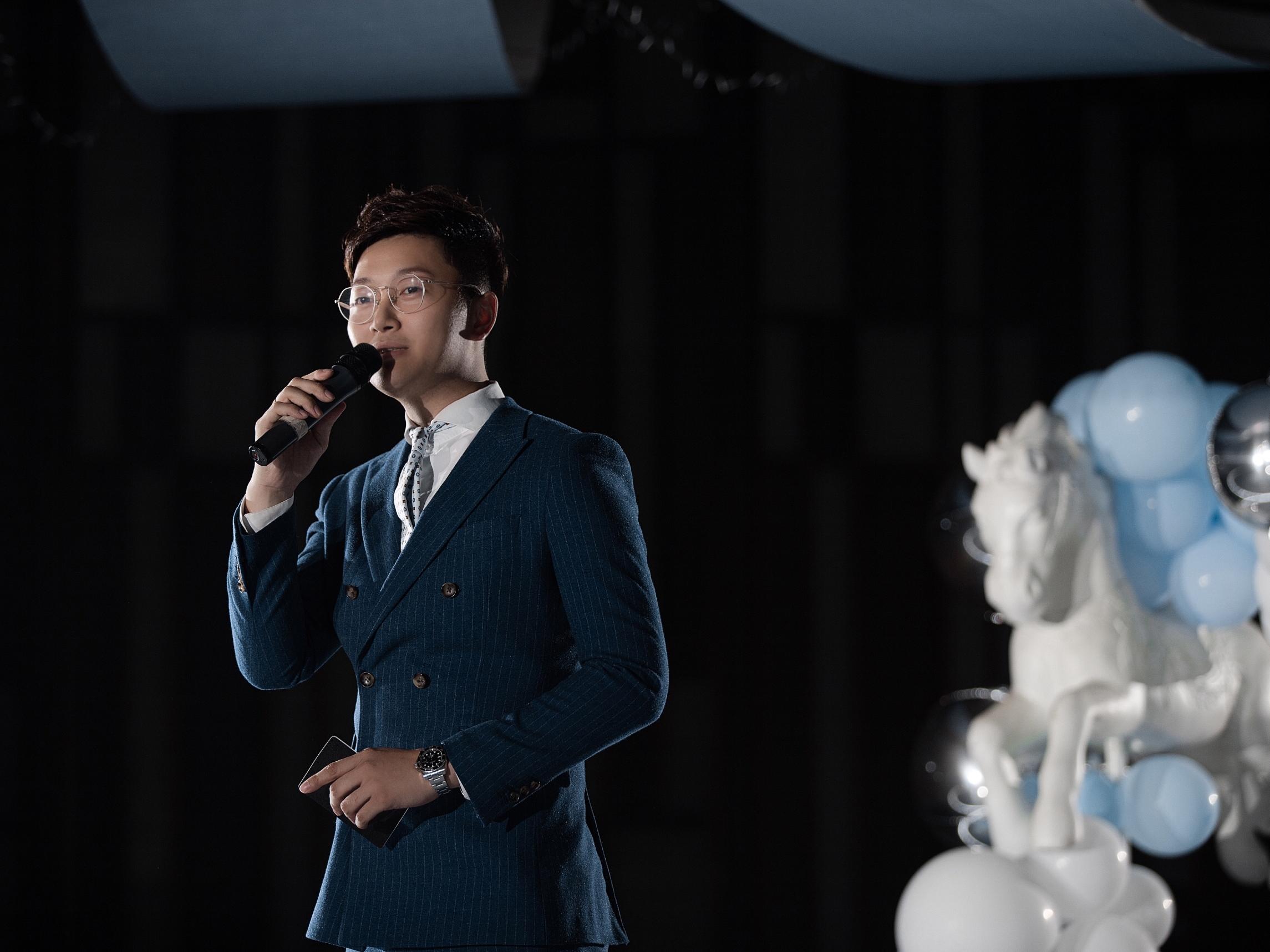 ELEVEN-李昂（真实、自然）